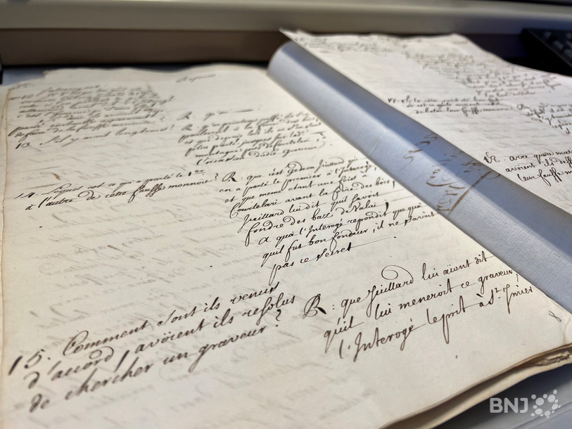 160'000 pages de manuscrits originaux ont été numérisées, puis seront progressivement transcrites d'ici 2026.