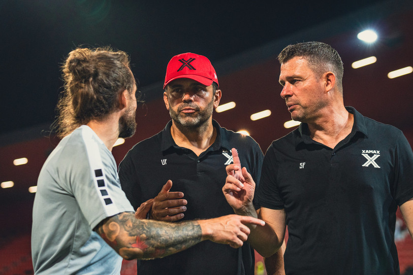 Uli Forte et son staff ont observé plusieurs jeunes joueurs durant cette rencontre. (Photo : archives Albin Tissier)