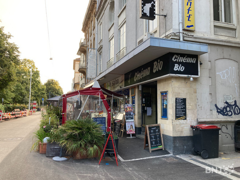La CPCN prévoit de démolir et de reconstruire le bâtiment qui abrite le Bleu Café, le Salon du Bleu et le cinéma bio.