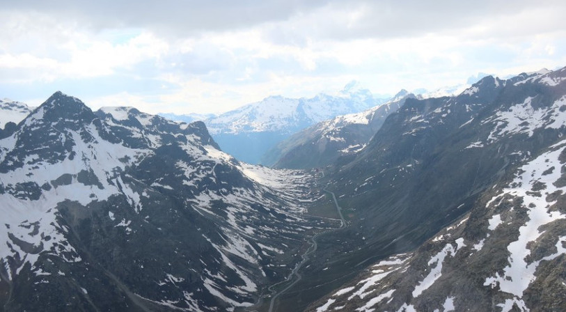 Une des dernières photos prises à bord de l'appareil parti de Colombier, qui montre des paysages proches du lieu de l'accident. (Photo: Service suisse d’enquête de sécurité).