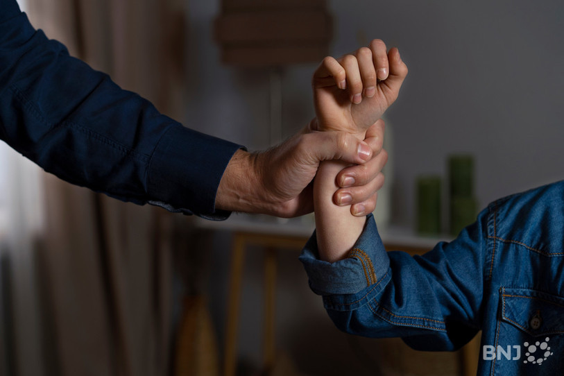 Neuchâtel veut faire évoluer le monitorage pour avoir une meilleure vision de la réalité des violences domestiques dans le canton. (Photo : libre de droits)