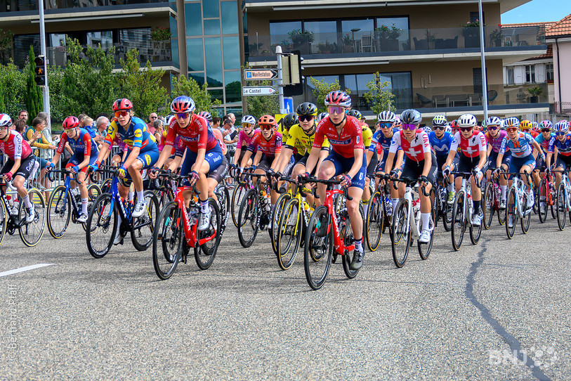 Les cyclistes arpenteront les routes jurassiennes l'année prochaine en quête du maillot rouge à croix blanche. (Photo : illustration/archives Bertrand Pfaff)