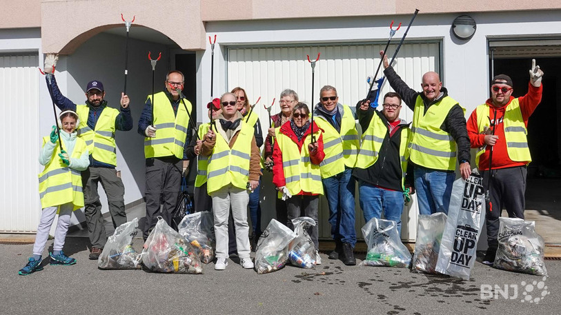 Plus de 200 bénévoles de La Fondation Les Perce-Neige sont venus aider lors des Poutzdays. 