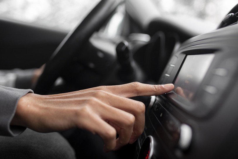 Faire modifier son autoradio pour passer au DAB peut vite virer au casse-tête. (Photo : Libre de droits).