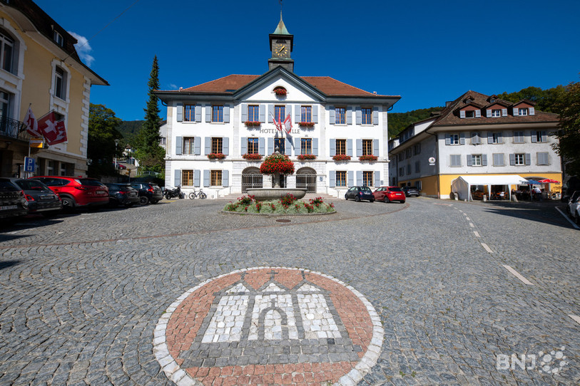 L'hôtel de Ville de Moutier sera raccordé au futur chauffage à distance, si le projet aboutit. (Photo : Georges Henz)
