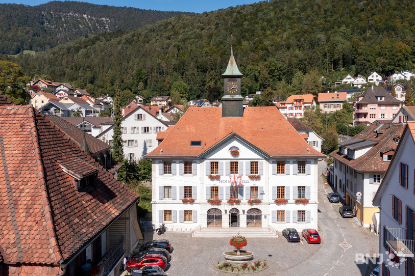Le dispositif sécuritaire qui sera en place dès le 1er janvier 2026 à Moutier se précise. (Photo : Georges Henz)