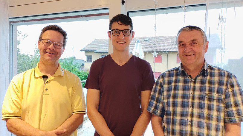 De gauche à droite: Manuel Fahrer, Cyril Leuba, Christof von Allmen, les trois membres du comité de la nouvelle section neuchâteloise de l'Union démocratique fédérale (Photo : UDF-NE)