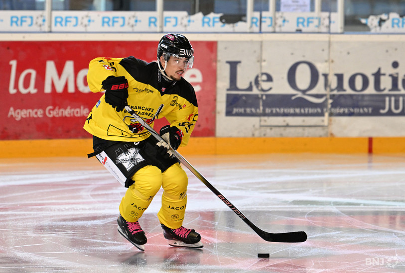 Le but d'Arnaud Schnegg a été insuffisant pour le HCFM. (Photo : archives Georges Henz).