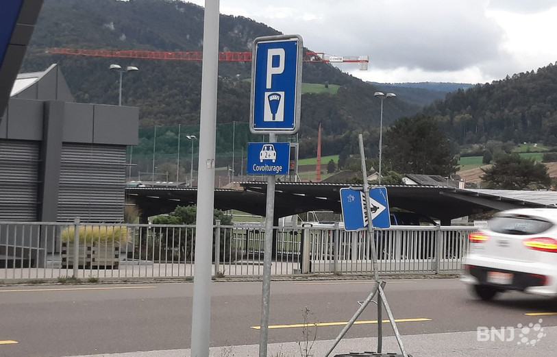 Les places de covoiturage ne sont plus gratuites à Haute-Sorne. 