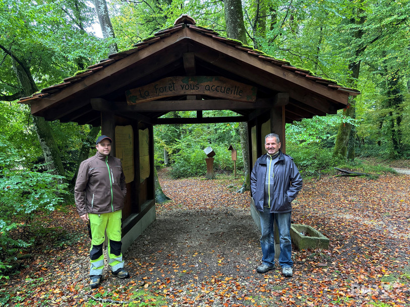 Romain Gurba et René Bregnard nous ont fait visité le sentier botanique.