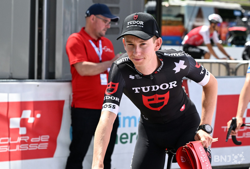 Le Slovène a remporté samedi le Tour de Lombardie pour la quatrième fois de suite. Le cycliste jurassien Yannis Voisard n’a pas franchi la ligne d’arrivée.