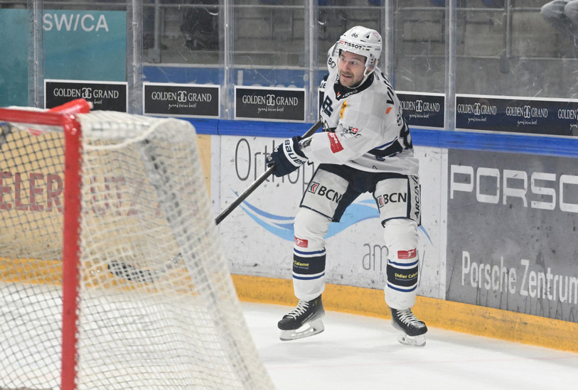 L'attaquant du HCC, Kay Schweri, a été décisif face à Bâle en signant un doublé. (photo archives : Georges Henz).