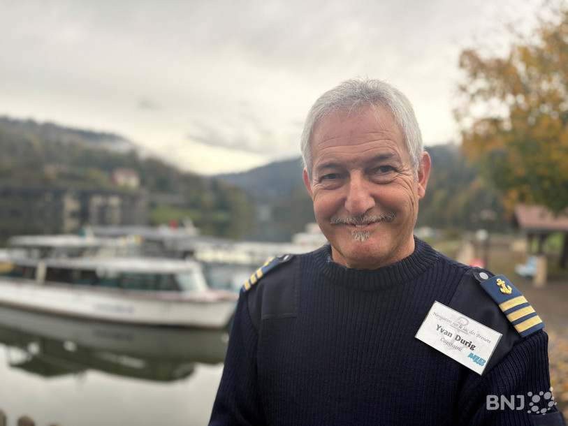 Le directeur de la NLB, Yvan Durig peut avoir le sourire. Malgré la pluie, la compagnie de navigation sur le lac des Brenets a transporté quelque 50'000 personnes en 2024.