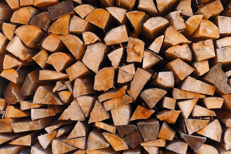 Le bois de chauffage a du succès. (Photo d'illustration libre de droits).