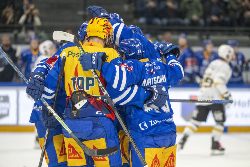 Les Zougois se sont bien amusés et ont pu célébrer leurs buts souvent mercredi. (Photo : KEYSTONE/Urs Flueeler)