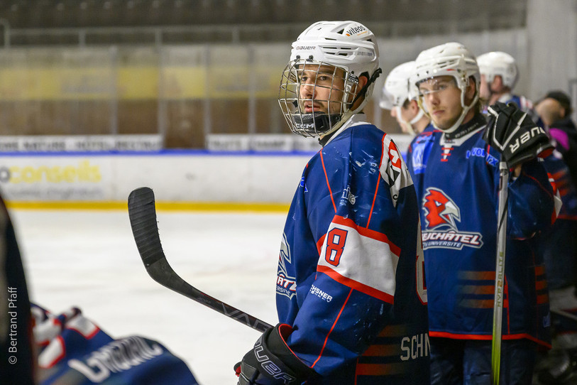 Le HC Université Neuchâtel voit sa saison de 1re ligue prendre fin en quart de finale des play-off. (Photo : Bertrand Pfaff)