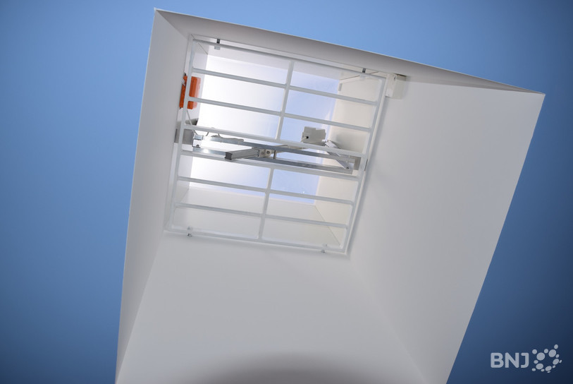Un puits de lumière a été aménagé dans le couloir de l'infirmerie de la prison de la Promenade, à La Chaux-de-Fonds.