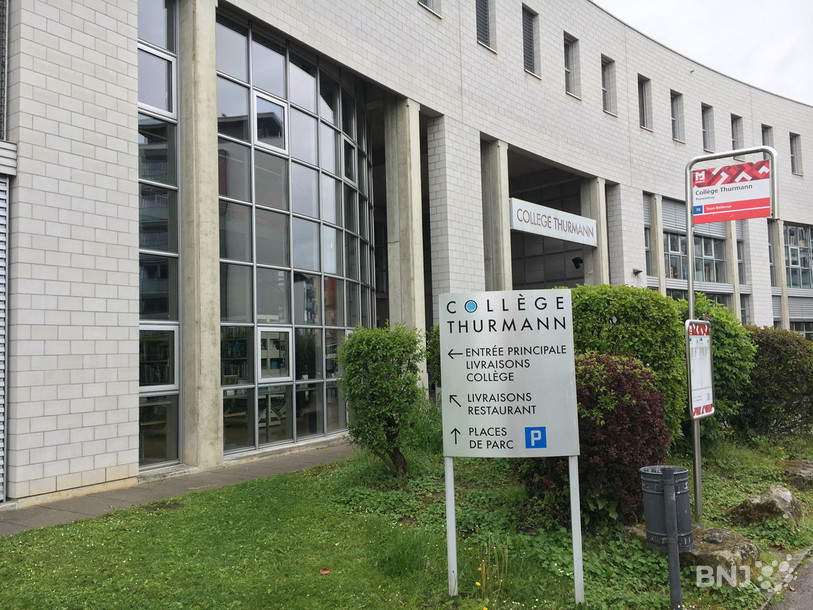 La grille de l'école secondaire jurassienne sera réformée pour la première fois depuis 1993. (Photo d'archives).
