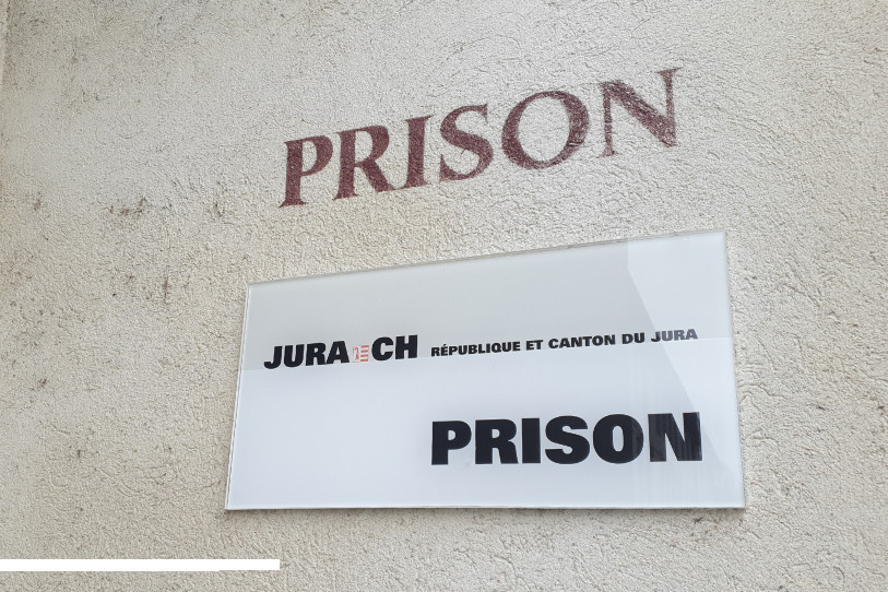Malgré l'intégration de la prison de Moutier, il manquera encore des places de détention. 