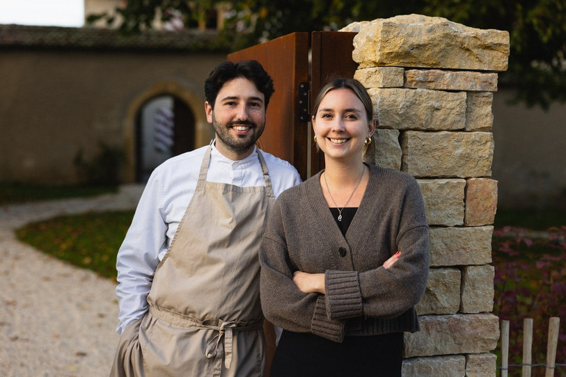 Timon Wolf et Sydney Karolewski, gérants de la maison d'hôtes du Château de Raymontpierre. (Photo : The Living Circle.)
