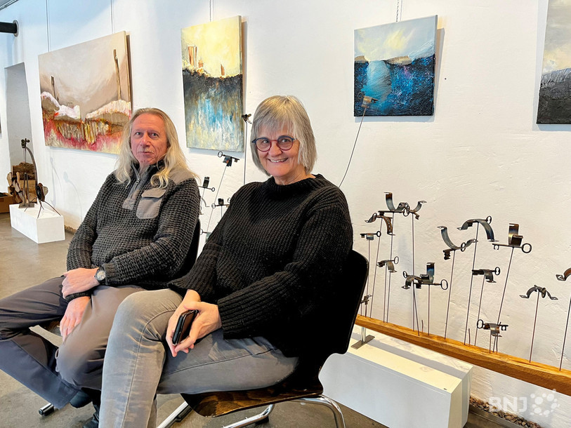 Philippe et Adriana Ioset dans leur galerie de Fleurier.