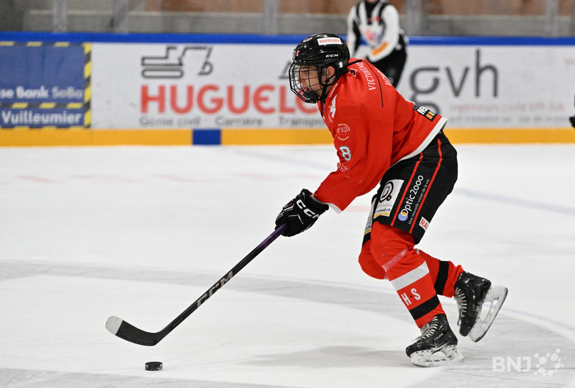 Thibaut Henry et le HCDV ont concédé une nouvelle défaite frustrante en 1re ligue. (Photo archives : Georges Henz)