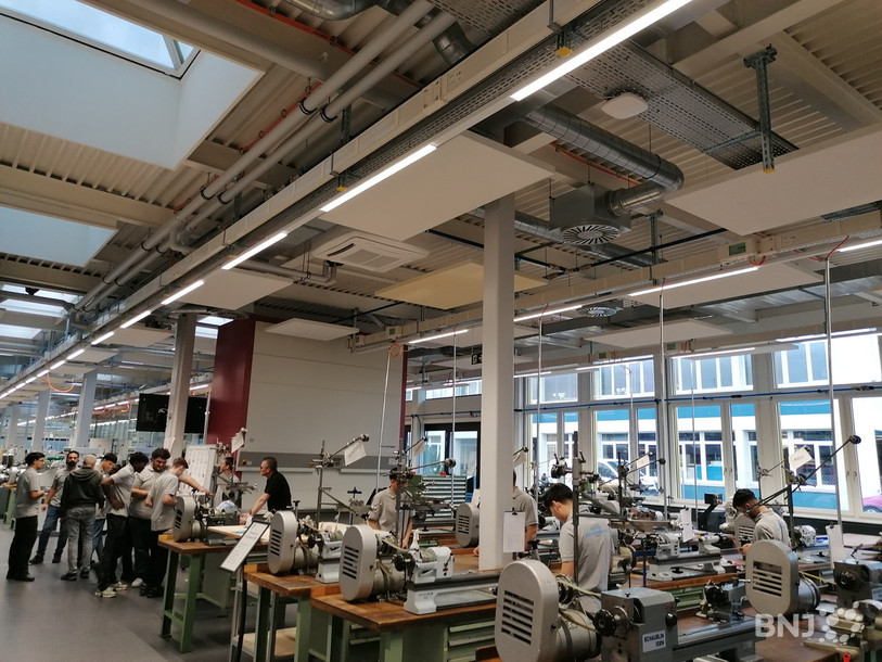 Les apprentis bénéficient d'ateliers rénovés à la DIVTEC à Porrentruy.