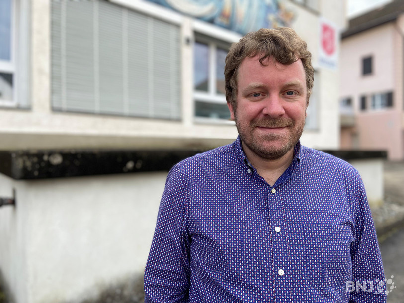 Nathan Hänni, revient sur l’incendie qui a ravagé la maison de la Petite Famille à Grandval l'an dernier.