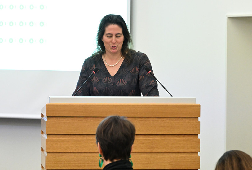 Irène Donzé souhaite que les éventuelles parts de bénéfice de la BNS soient attribuées à la réserve pour politique budgétaire . (Photo : Georges Henz).