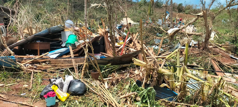 Le passage du cyclone a laissé d'innombrables dégâts derrière lui. (photo : Benjamin Simonin)