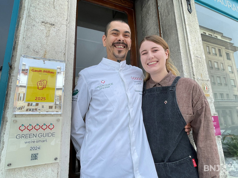 Danny Baker et Gabi Dubuis, les tenanciers de Luciole, rue Daniel-Jeanrichard à La Chaux-de-Fonds. 