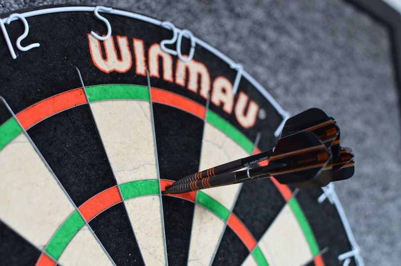 Le Dart Club Vadais, qui compte près de 50 membres, et l'Ajoie Darts Club et sa vingtaine de sociétaires remarquent un intérêt grandissant de la population pour leur sport. (Photo d'illustration : libre de droits).