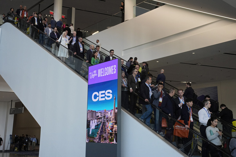 Le CES réunit plus de 4'000 exposants cette semaine à Las Vegas. (Photo : AP Photo/John Locher).