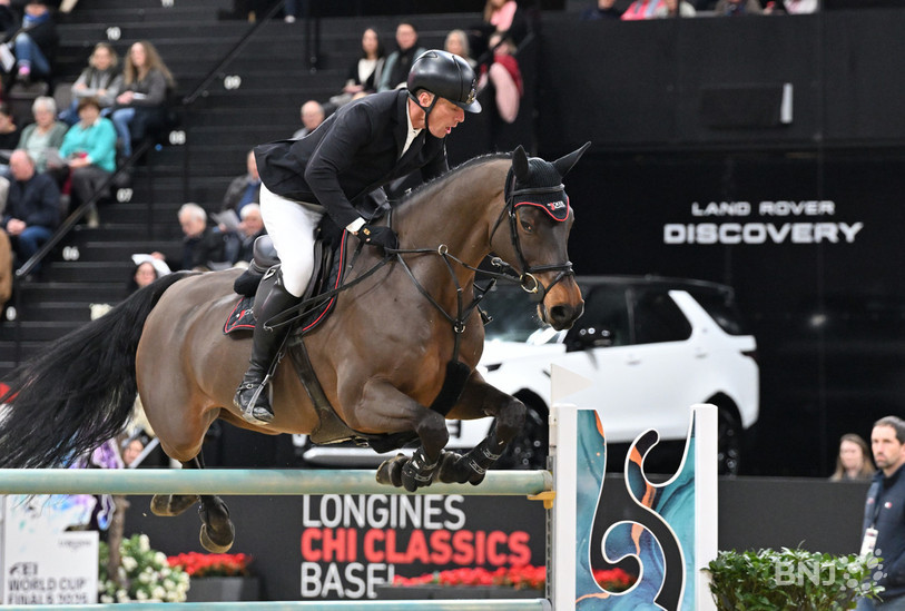 Alain Jufer et Dante MM sur la piste de Bâle. (Photo : Georges Henz)