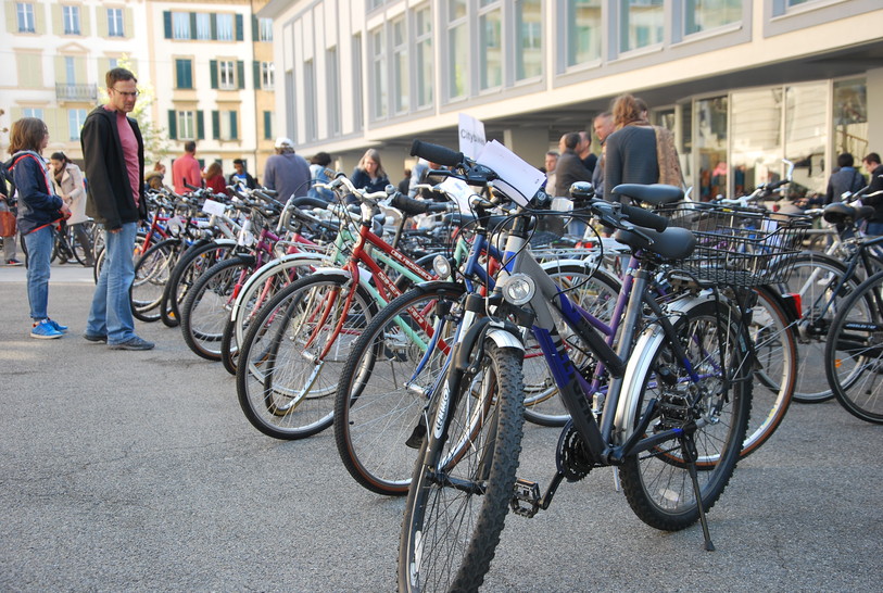 Bourse aux vélos, Neuchâtel, 2017, vélos, vélo, bicyclette