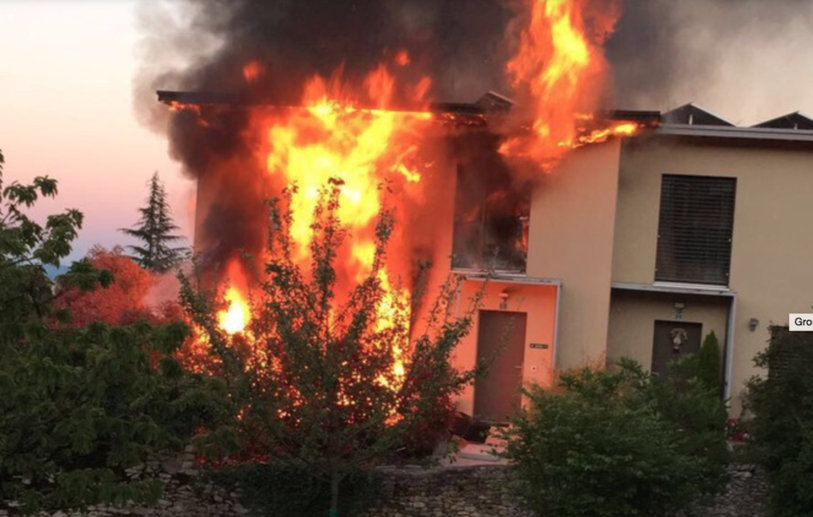Gros incendie à Bôle.