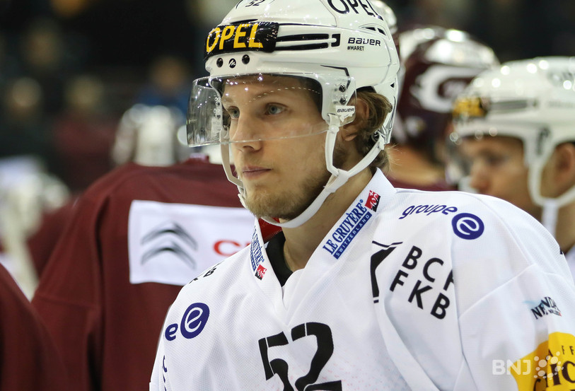 Mathieu Maret avec le maillot de Fribourg-Gottéron (photo : Mauricette Schnider)