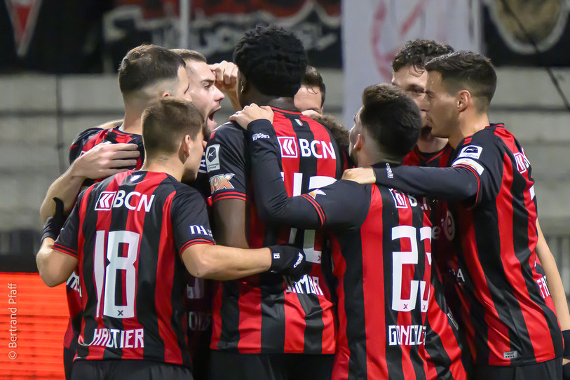 Neuchâtel Xamax fait jeu égal avec Aarau, le dauphin actuel de la Challenge League de football (Photo : Archives - Bertrand Pfaff)