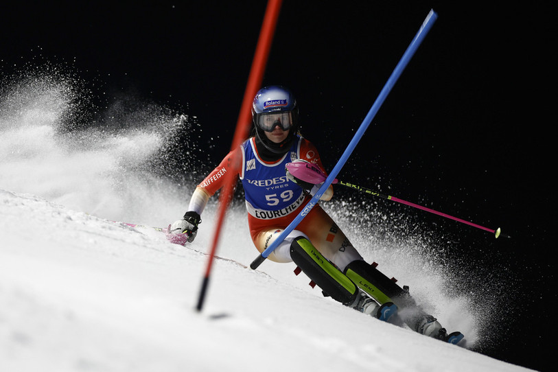 Amélie Klopfenstein n’a pas su tirer son épingle du jeu jeudi soir. (Photo : AP Photo/Gabriele Facciotti).