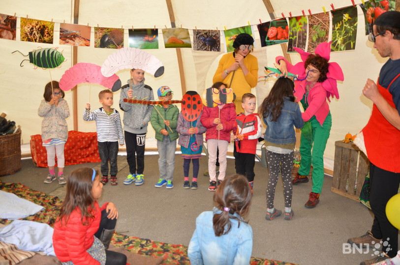 Un spectacle interactif avec les enfants.