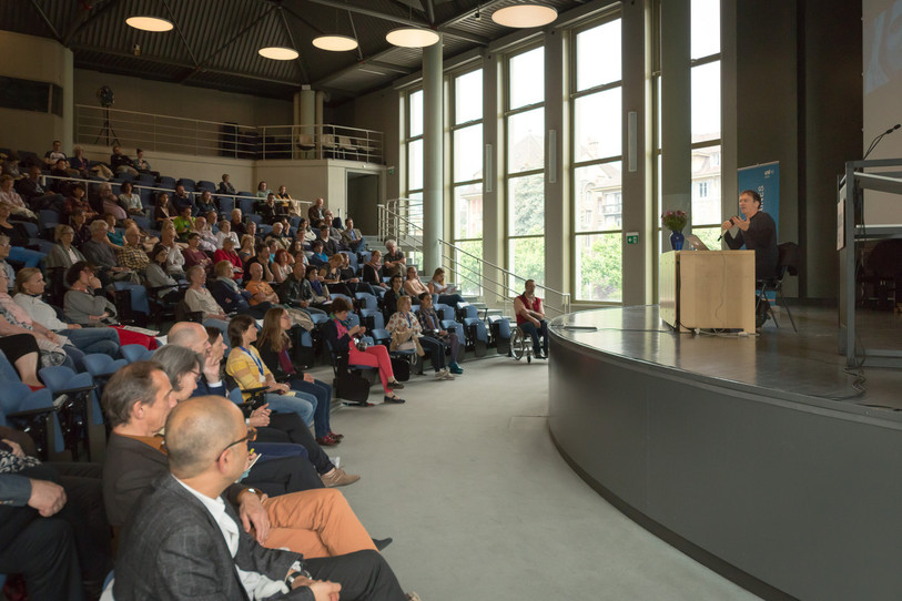 L'auditoire captivé par la conférence de Jean-François Bernardini.