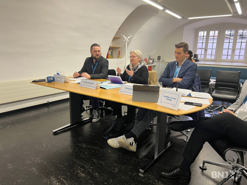 Le jury a donné son avis ainsi que des conseils aux deux équipes après leur débat.