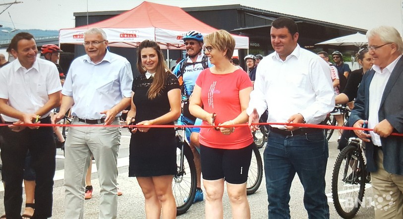 Frédéric Lovis, Claude Hêche, Lise-Marie Henzelin, Nathalie Barthoulot, Damien Chappuis et Marcel Winistoerfer (de gauche à droite)