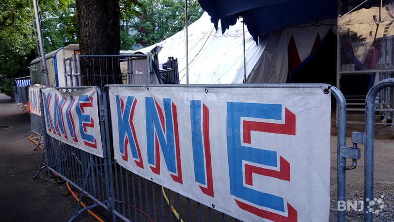 Tour de KNIE
