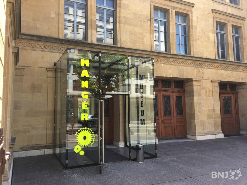 Le Muséum souhaite afficher ses valeurs de l'extérieur à l'intérieur. 