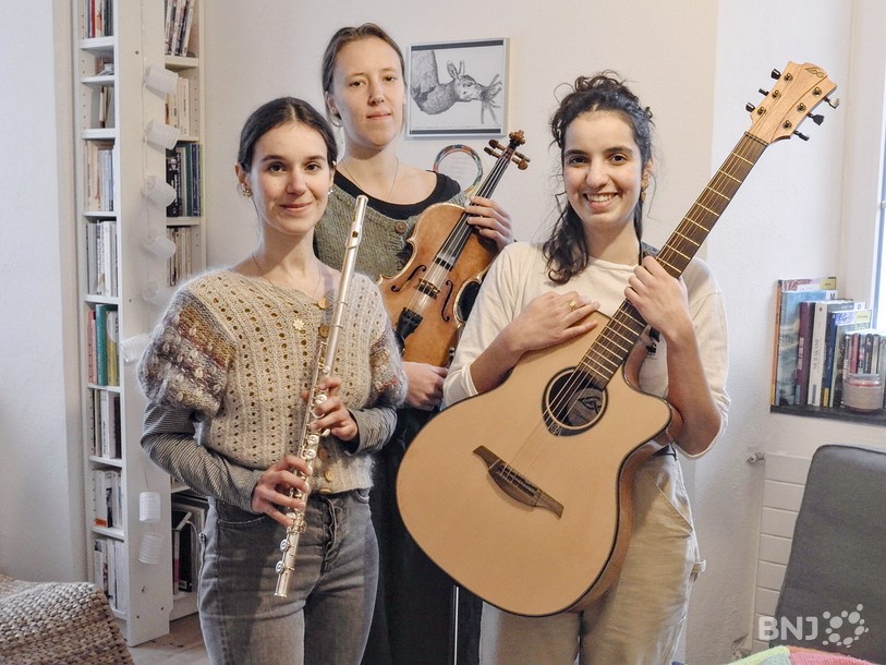 Eva et Juliette avec Marcelle Piguet
