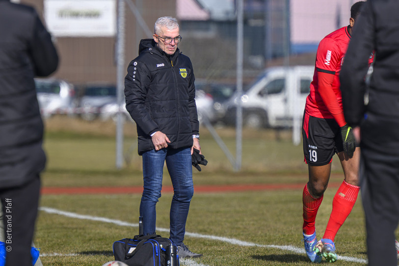 Philippe Perret a été mis sur la touche par le FC Coffrane. (Photo : Bertrand Pfaff)