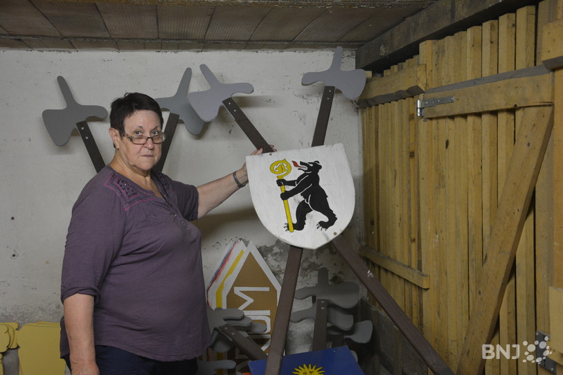 Marinette Tosalli, responsable de la décoration des Médiévales