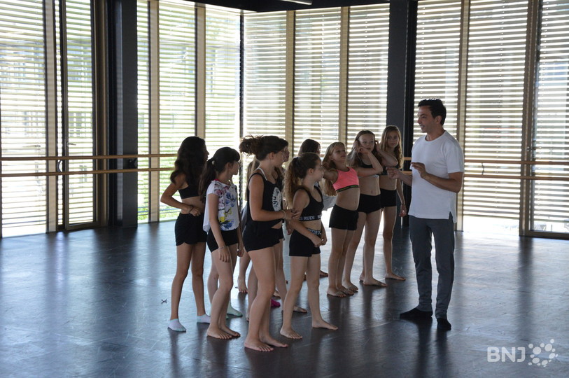 Des élèves attentifs ont bénéficiés des conseils du chorégraphe français
