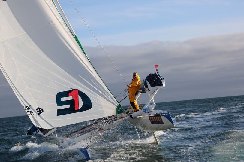 Yavn Bourgnon traverse l'Océan arctique sur ce catamaran. (Photo: Pierre Guyot).